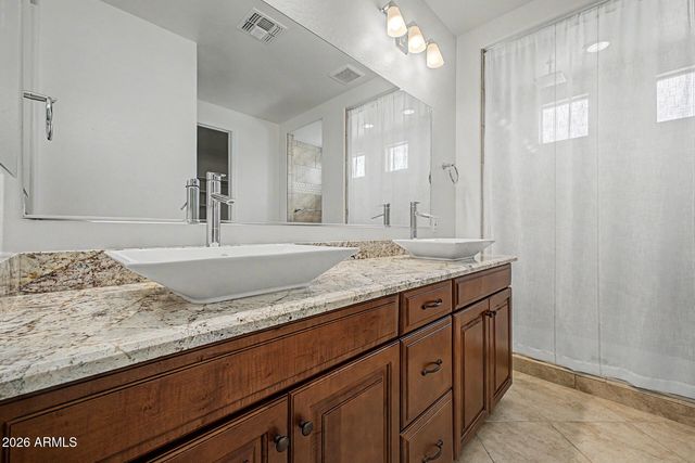 12542 W KRALL Court, Glendale, AZ 85307