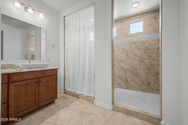 12542 W KRALL Court, Glendale, AZ 85307