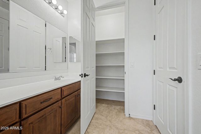 12542 W KRALL Court, Glendale, AZ 85307