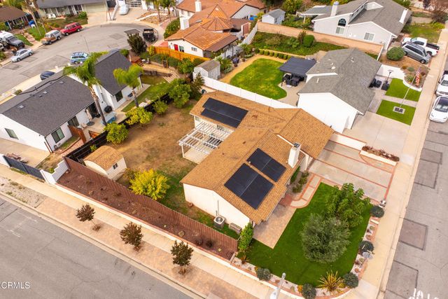 627 Evergreen Avenue, Thousand Oaks, CA 91320