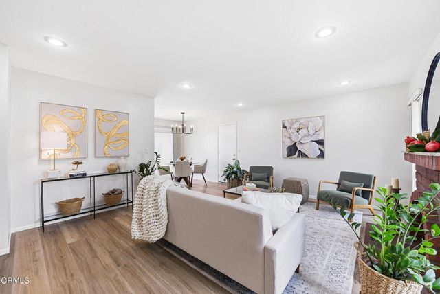 627 Evergreen Avenue, Thousand Oaks, CA 91320