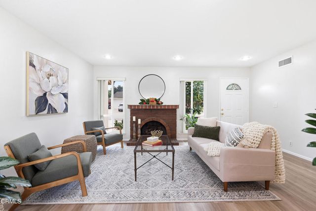 627 Evergreen Avenue, Thousand Oaks, CA 91320