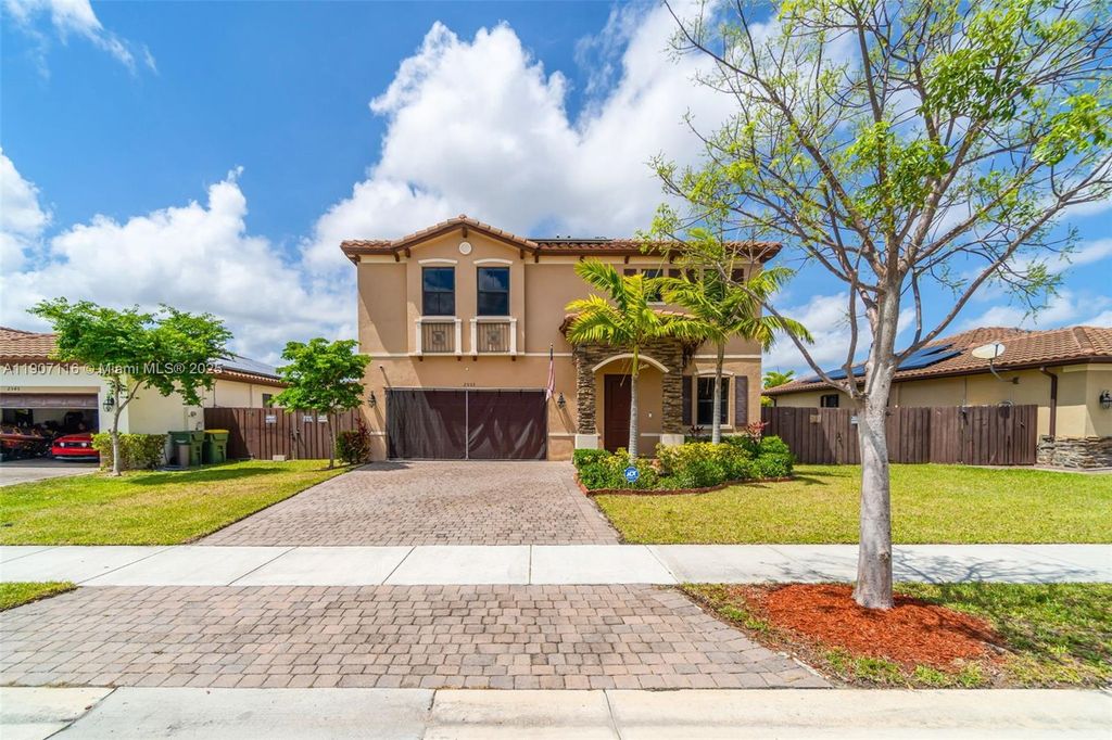 2553 SE 3rd St, Homestead, FL 33033