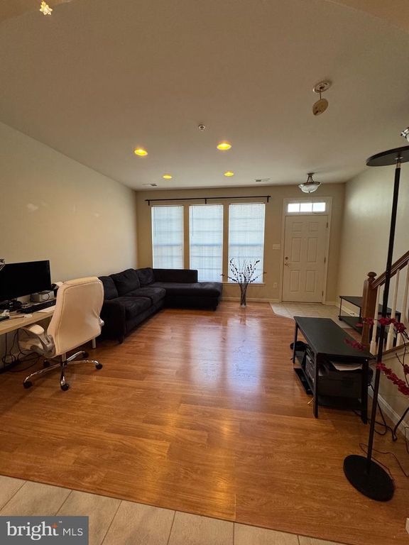 1814-A POOLSIDE LN #34A, Frederick, MD 21701