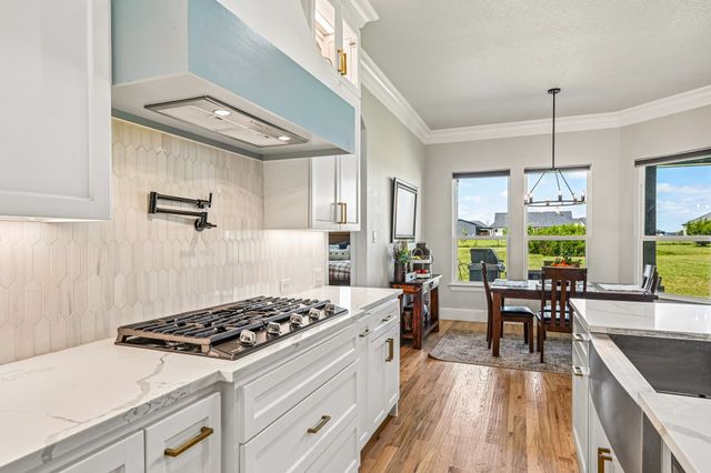 6517 Leo Lane, Godley, TX 76044