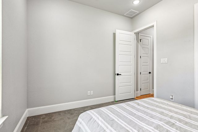 6517 Leo Lane, Godley, TX 76044