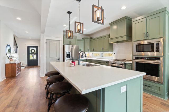 2395 Bridgegate Drive, Conway, AR 72034