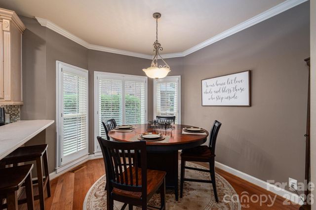 725 Hanna Woods Drive, Cramerton, NC 28032