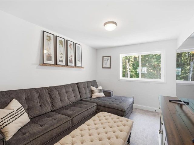 295 O'Brien Farm Road, South Burlington, VT 05403