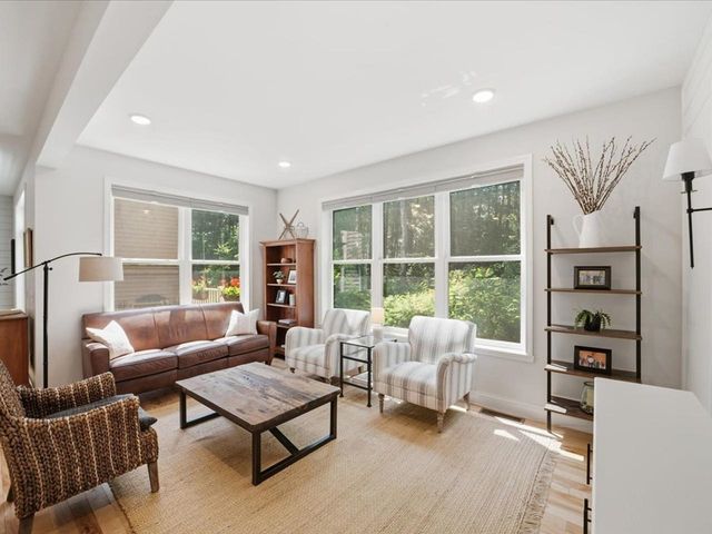 295 O'Brien Farm Road, South Burlington, VT 05403