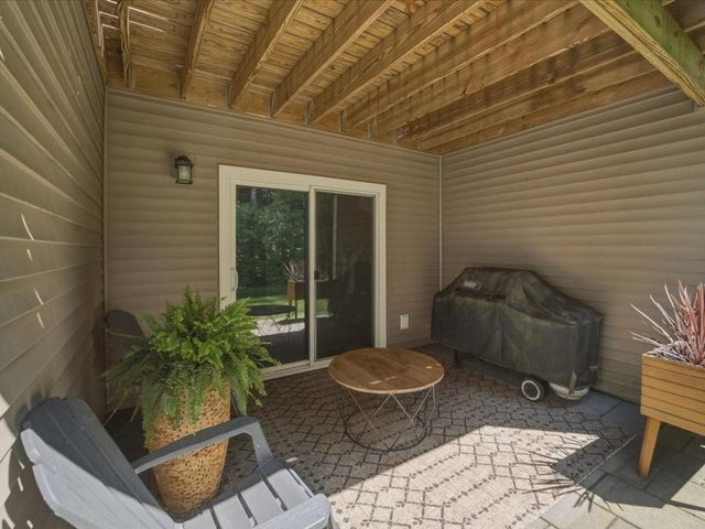 295 O'Brien Farm Road, South Burlington, VT 05403