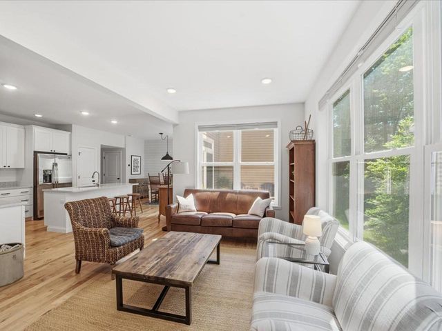 295 O'Brien Farm Road, South Burlington, VT 05403