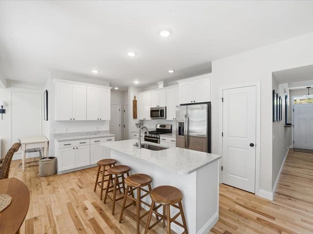 295 O'Brien Farm Road, South Burlington, VT 05403