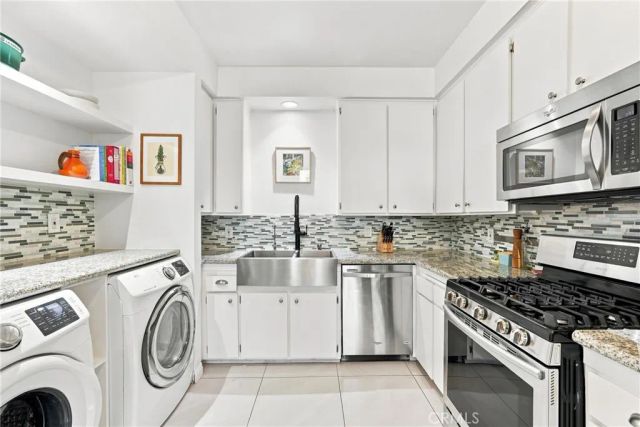 3315 Griffith Park Boulevard 109, Los Angeles, CA 90027