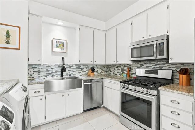 3315 Griffith Park Boulevard 109, Los Angeles, CA 90027