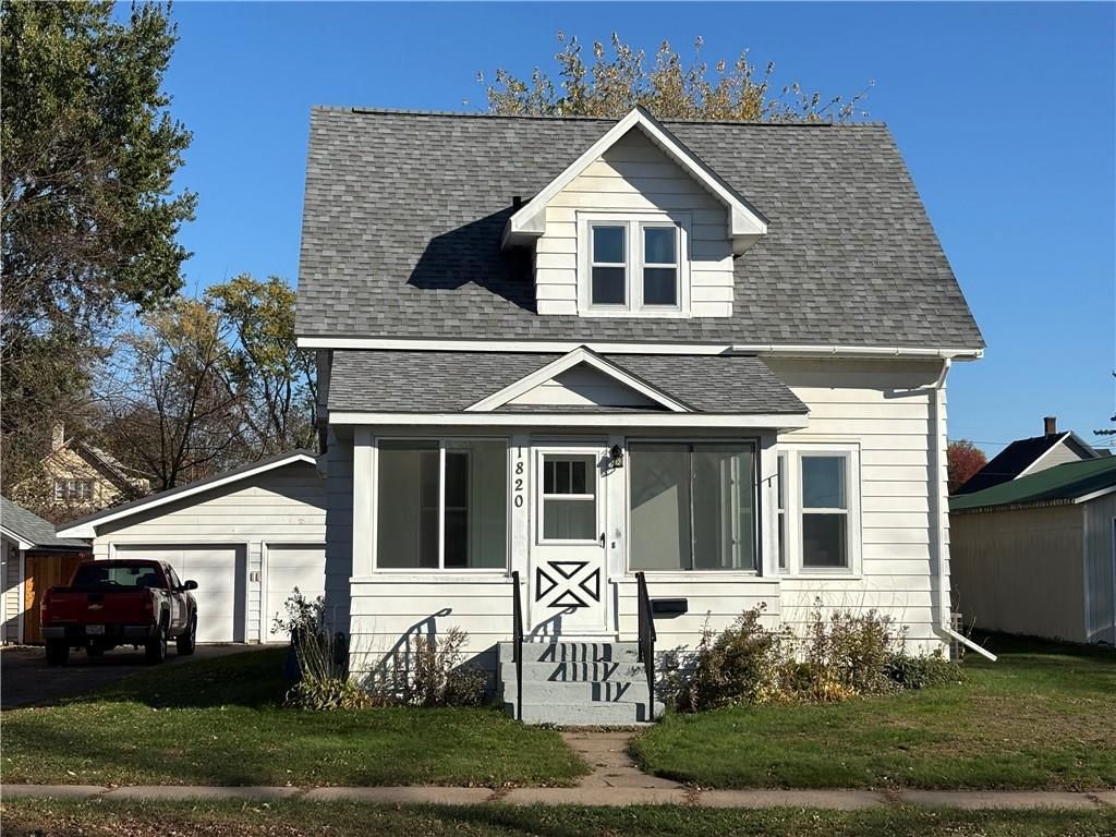1820 Main Street, Bloomer, WI 54724