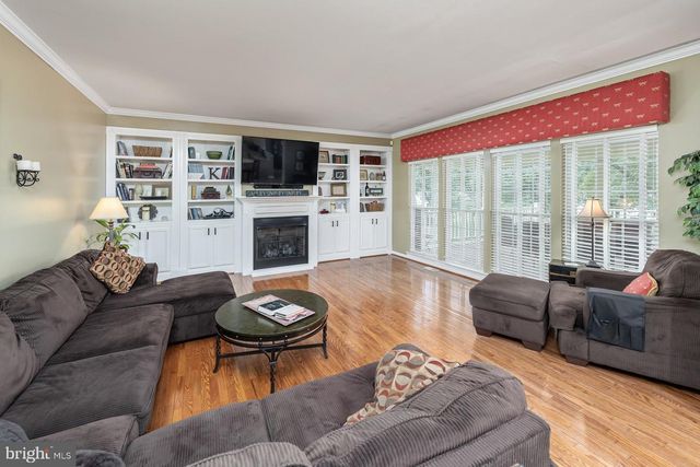 202 SHETLAND CT, Mullica Hill, NJ 08062