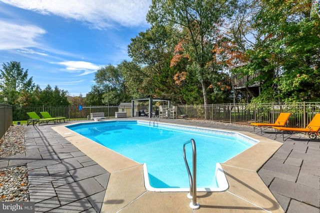 202 SHETLAND CT, Mullica Hill, NJ 08062