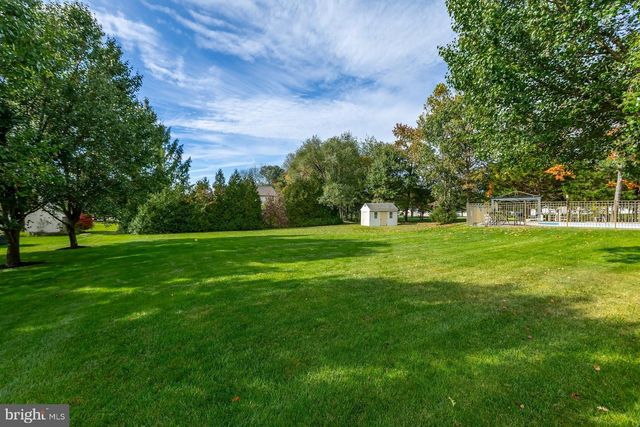 202 SHETLAND CT, Mullica Hill, NJ 08062