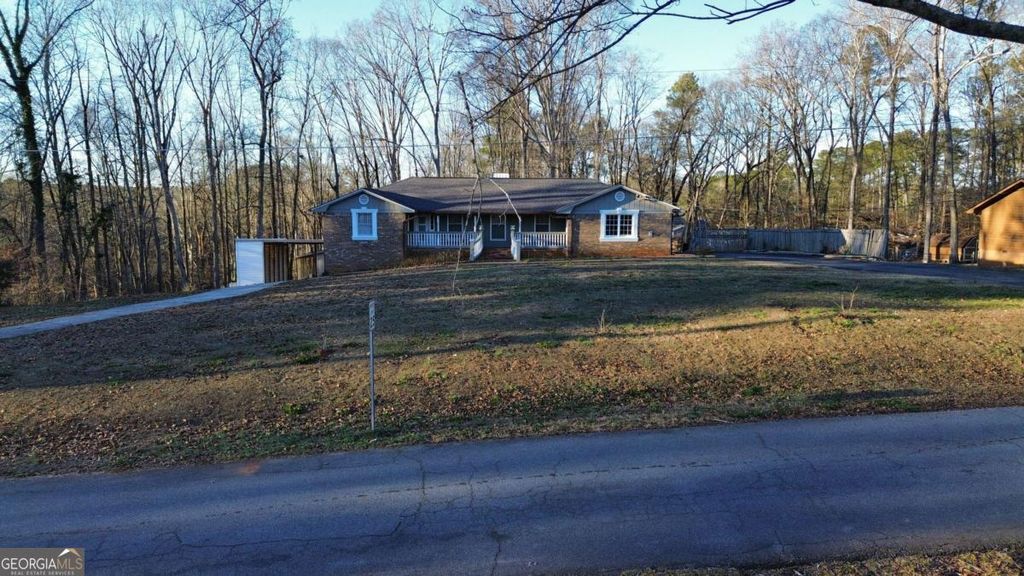 1558 Pine Circle, Lawrenceville, GA 30044