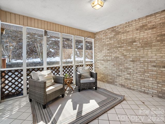 310 Claremont Drive, Flat Rock, NC 28731