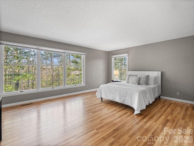 310 Claremont Drive, Flat Rock, NC 28731