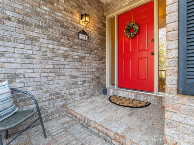 310 Claremont Drive, Flat Rock, NC 28731