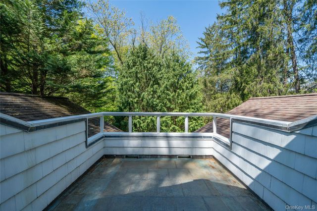 105 Douglas Road, Chappaqua, NY 10514