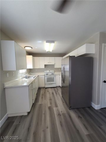 1960 Haiwee Street B, Pahrump, NV 89048