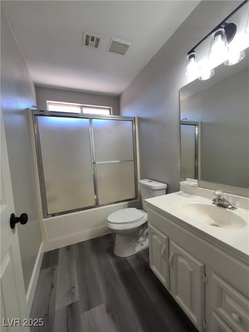 1960 Haiwee Street B, Pahrump, NV 89048