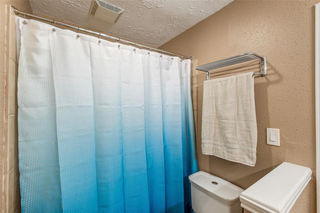 1304 Chelsea Lane, Pearland, TX 77581