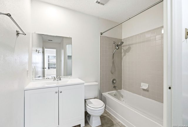 6730 Spring Front Dr, San Antonio, TX 78249