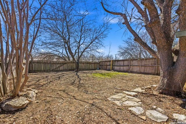 6730 Spring Front Dr, San Antonio, TX 78249