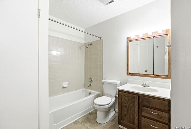 6730 Spring Front Dr, San Antonio, TX 78249