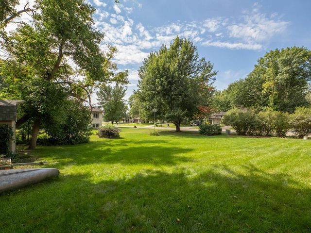 11641 55th Street NE, Albertville, MN 55301