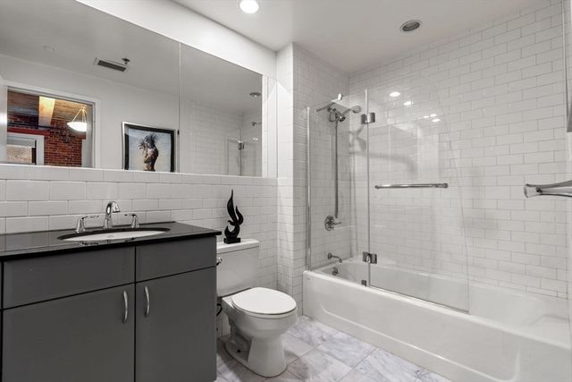 9 West Broadway 404, Boston, MA 02127