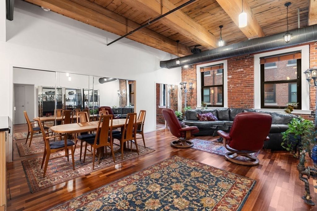 9 West Broadway 404, Boston, MA 02127