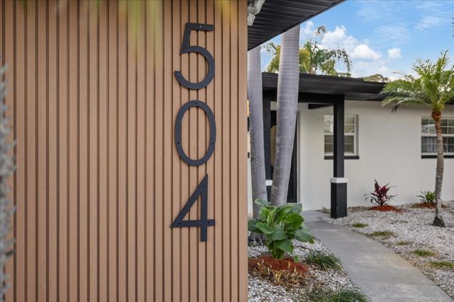 504 DRIFTWOOD DRIVE E, Palm Harbor, FL 34683