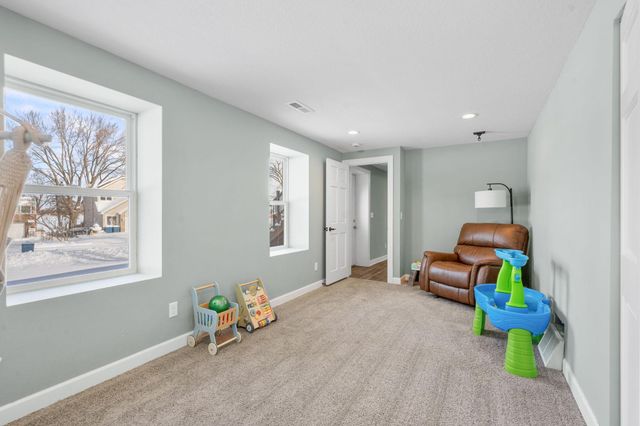 7810 Scandia Trail N, Forest Lake, MN 55025