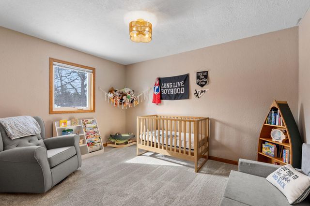 7810 Scandia Trail N, Forest Lake, MN 55025