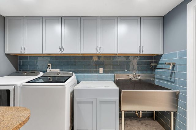 7810 Scandia Trail N, Forest Lake, MN 55025