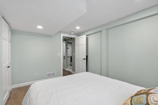 7810 Scandia Trail N, Forest Lake, MN 55025