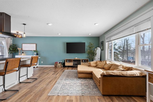 7810 Scandia Trail N, Forest Lake, MN 55025