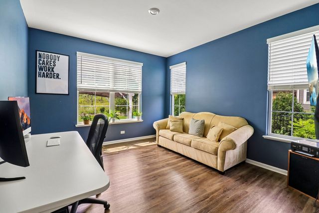 1139 River Birch Boulevard, Crystal Lake, IL 60012