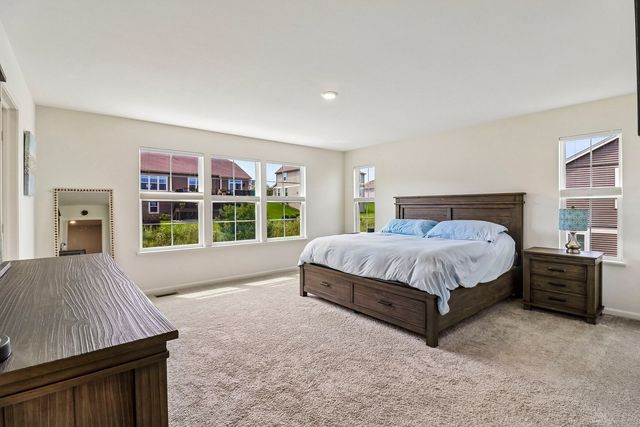 1139 River Birch Boulevard, Crystal Lake, IL 60012
