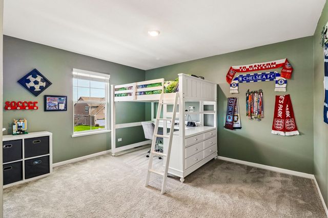 1139 River Birch Boulevard, Crystal Lake, IL 60012