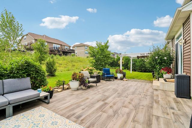 1139 River Birch Boulevard, Crystal Lake, IL 60012