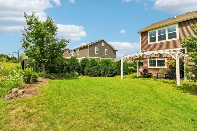 1139 River Birch Boulevard, Crystal Lake, IL 60012
