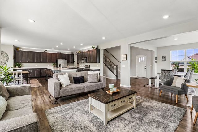 1139 River Birch Boulevard, Crystal Lake, IL 60012