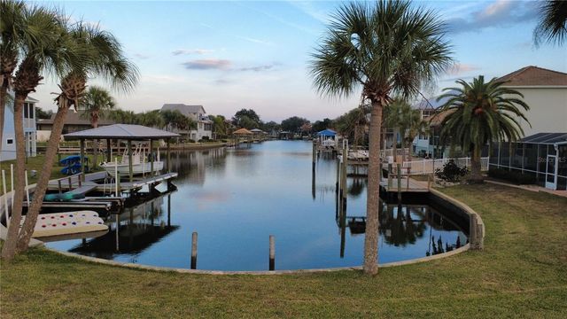 11999 W BAYSHORE DRIVE, Crystal River, FL 34429